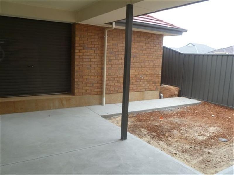 8 Rollings Way, Blakeview SA 5114
