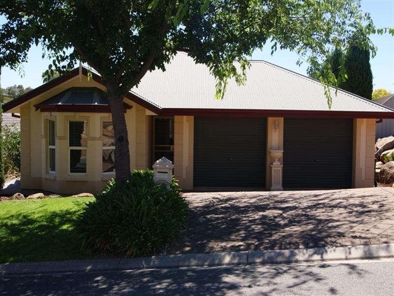 13 Lochleven Avenue, Greenwith SA 5125