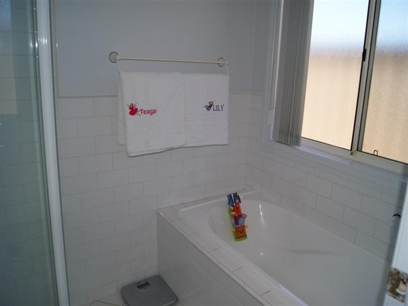 13 Lochleven Avenue, Greenwith SA 5125