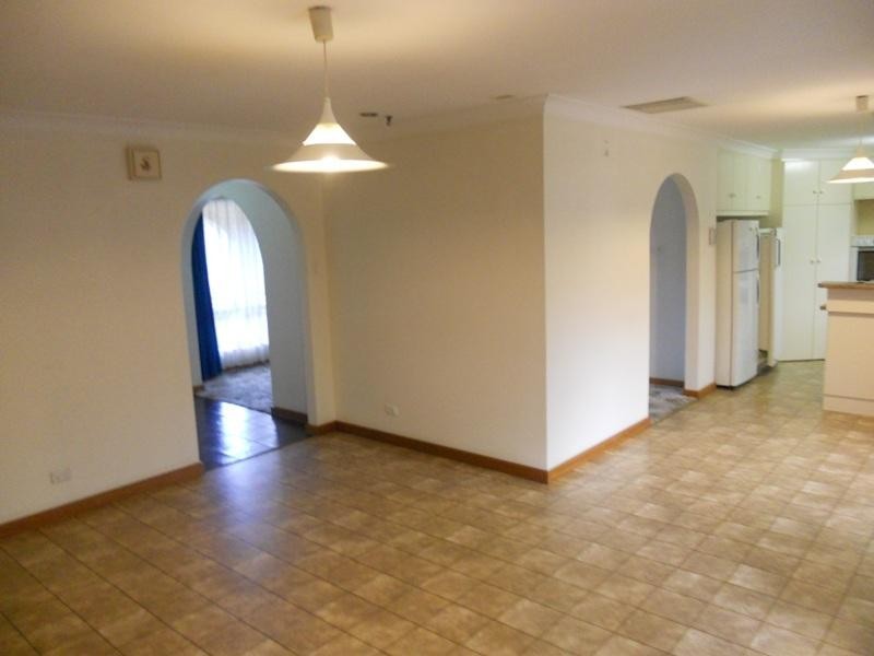 1 Sevres Court, Modbury Heights SA 5092