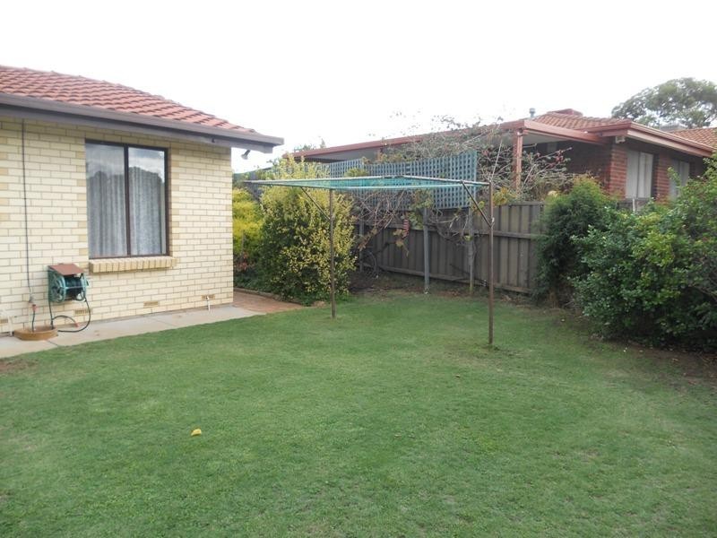 1 Sevres Court, Modbury Heights SA 5092
