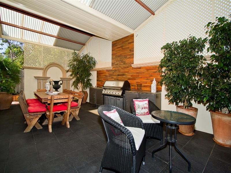 12 Sellar Court, Greenwith SA 5125