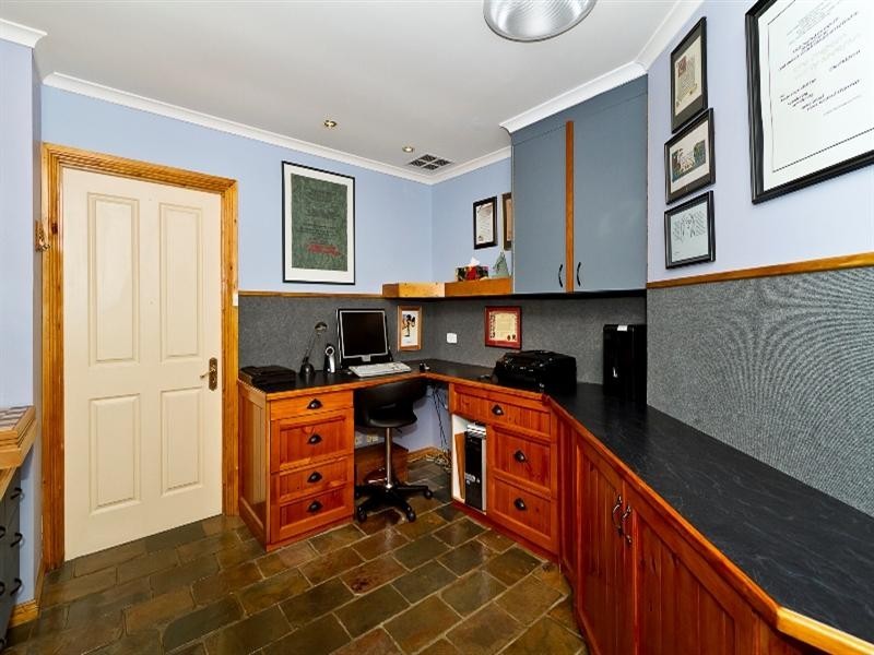 12 Sellar Court, Greenwith SA 5125