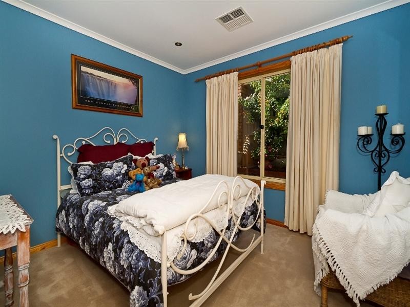 12 Sellar Court, Greenwith SA 5125