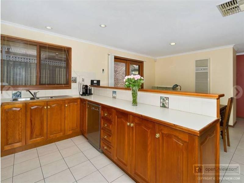 13 Harmer Court, Wynn Vale SA 5127
