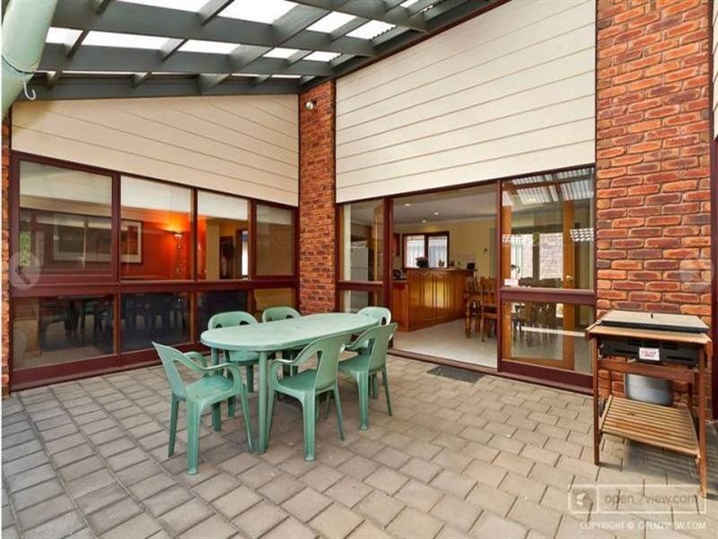 13 Harmer Court, Wynn Vale SA 5127