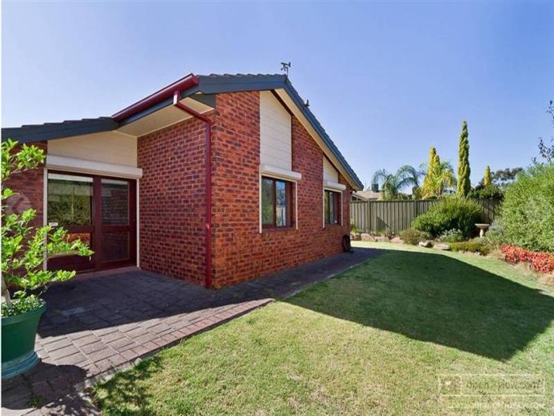 13 Harmer Court, Wynn Vale SA 5127