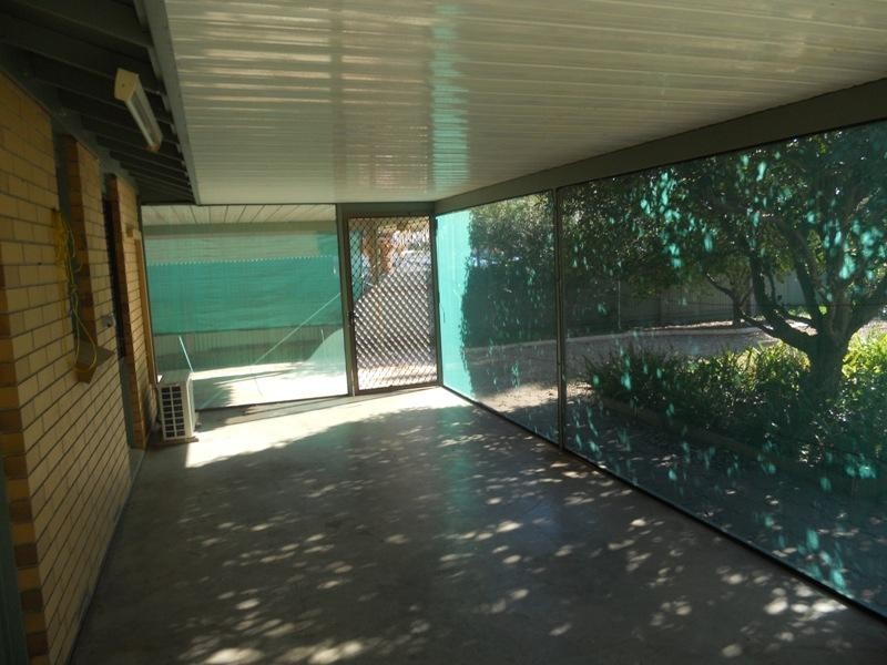 5 Harmer Court, Para Hills West SA 5096