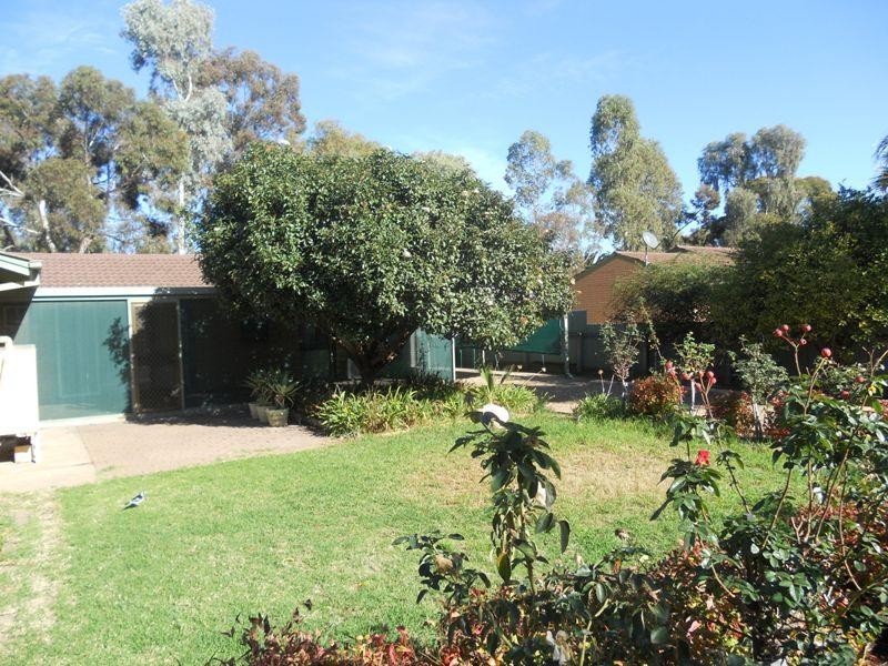 5 Harmer Court, Para Hills West SA 5096
