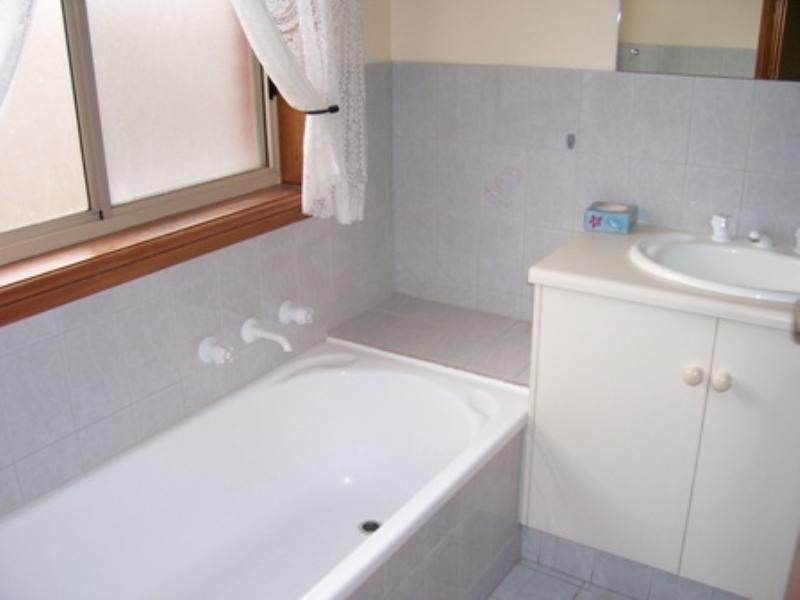 41B Canterbury Drive, Salisbury Heights SA 5109