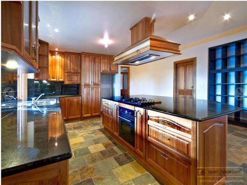 77 Redden Drive, Cudlee Creek SA 5232