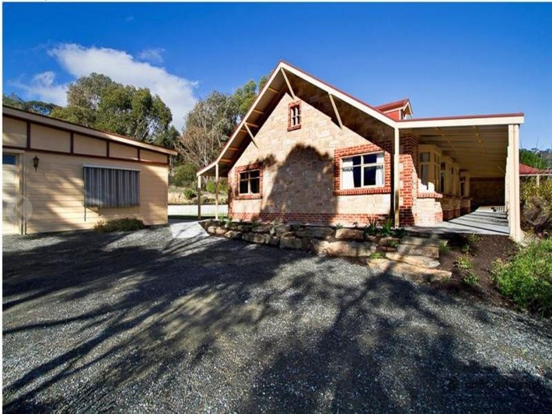 77 Redden Drive, Cudlee Creek SA 5232