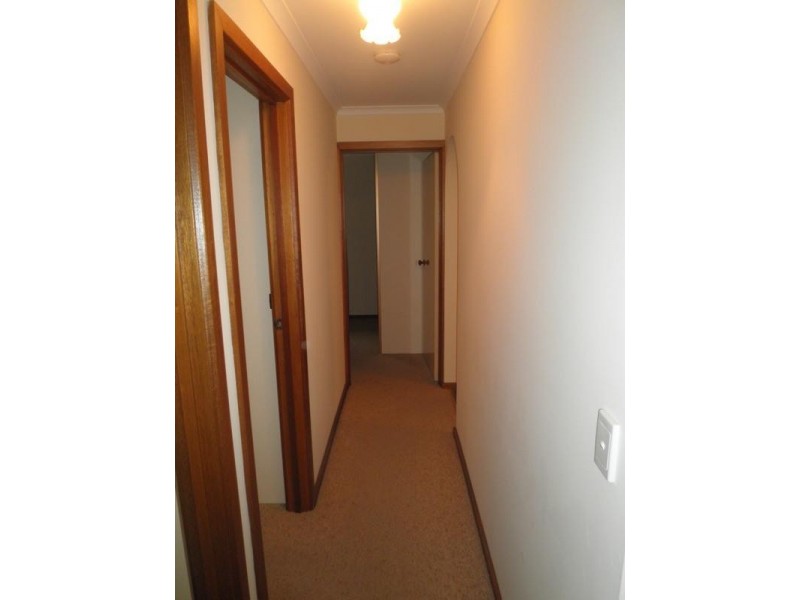 19 Cuthbert Avenue, Golden Grove SA 5125