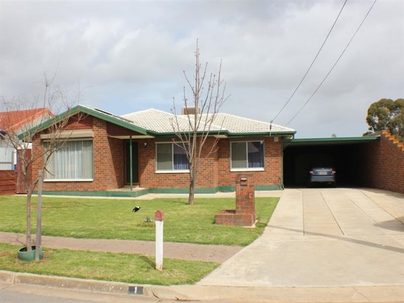 1 Beaumont Court, Para Hills West SA 5096