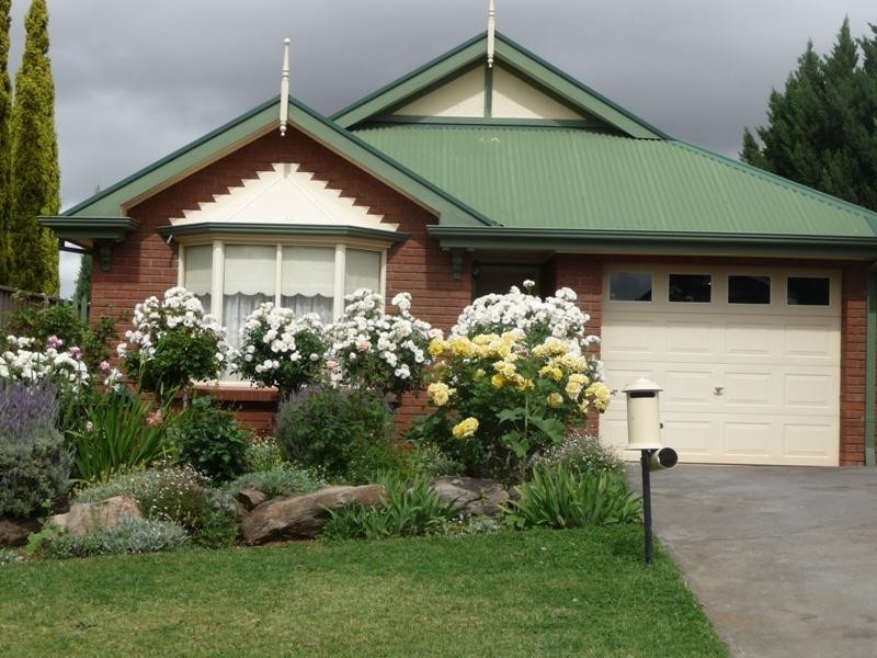 4 Tullamore Court, Greenwith SA 5125