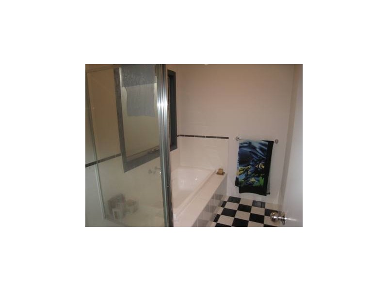 112 Isla Circiut, Mawson Lakes SA 5095