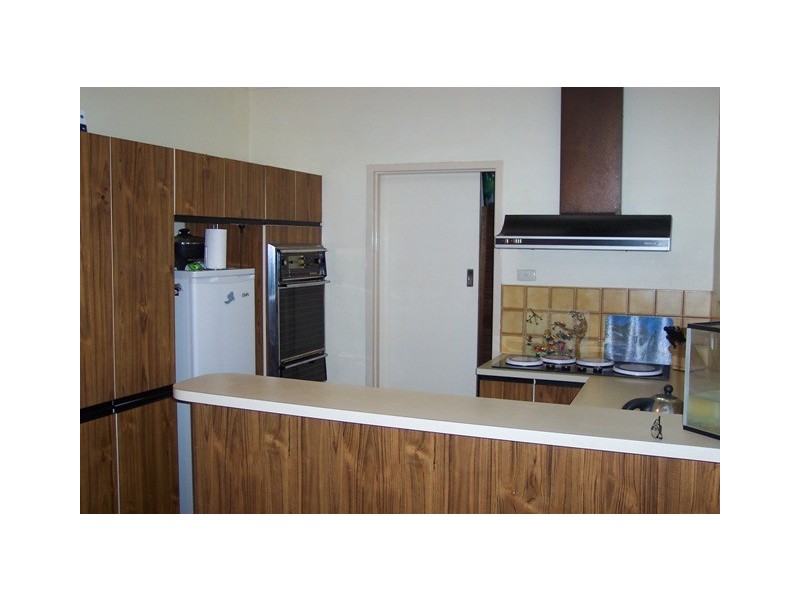 17 Morris Drive, Valley View SA 5093