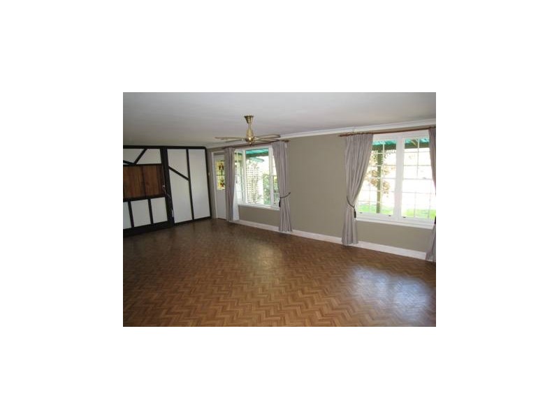 6 Janlyn Road, Vista SA 5091