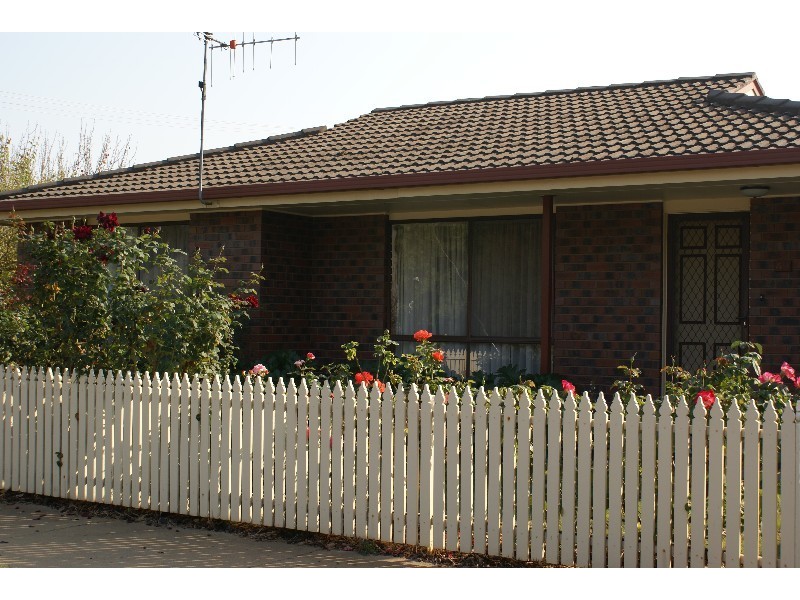 49 Sutherland Avenue, Shepparton VIC 3630