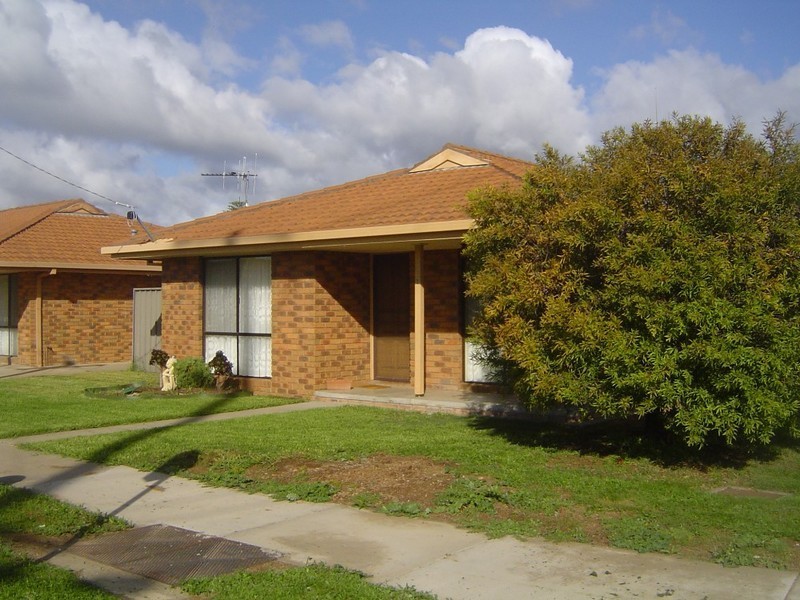 2/15 Hawdon Street, Shepparton VIC 3630