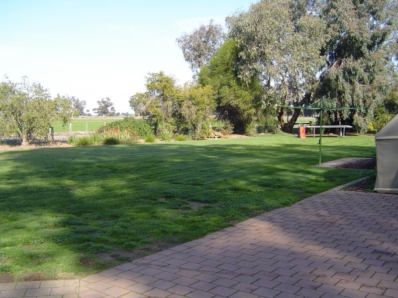 5 Wallace Street, Congupna VIC 3633