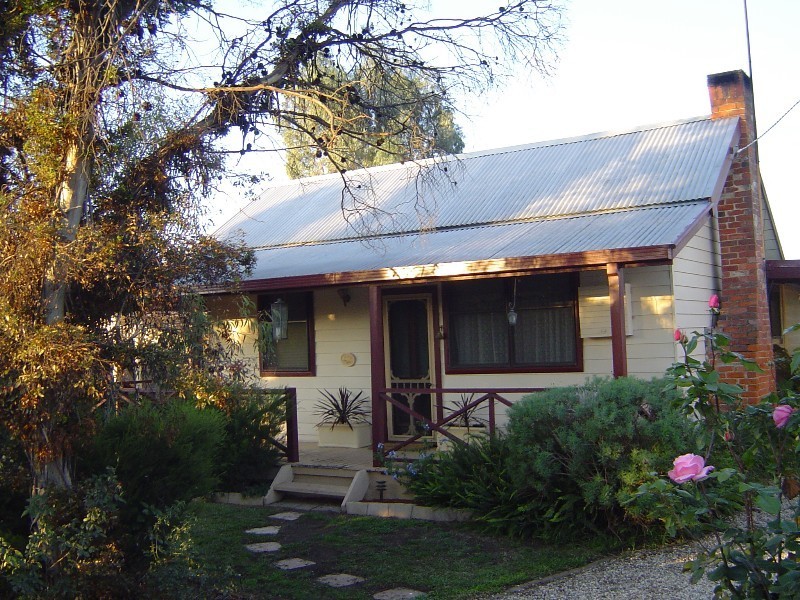 31 Carlisle Street, Wunghnu VIC 3635