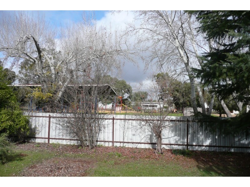 10 Queen Street, Dookie VIC 3646