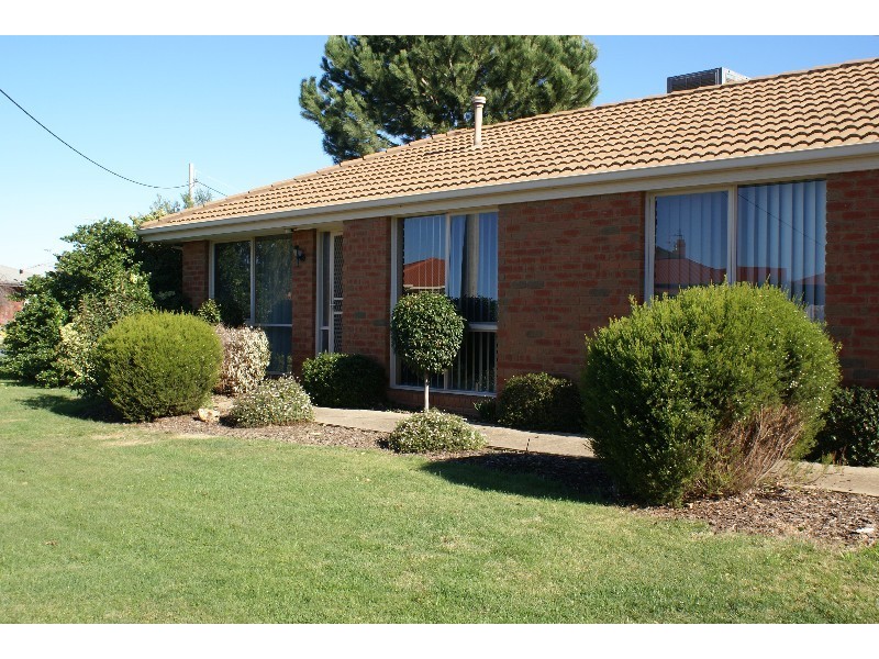 16 Isaacs Street, Mooroopna VIC 3629