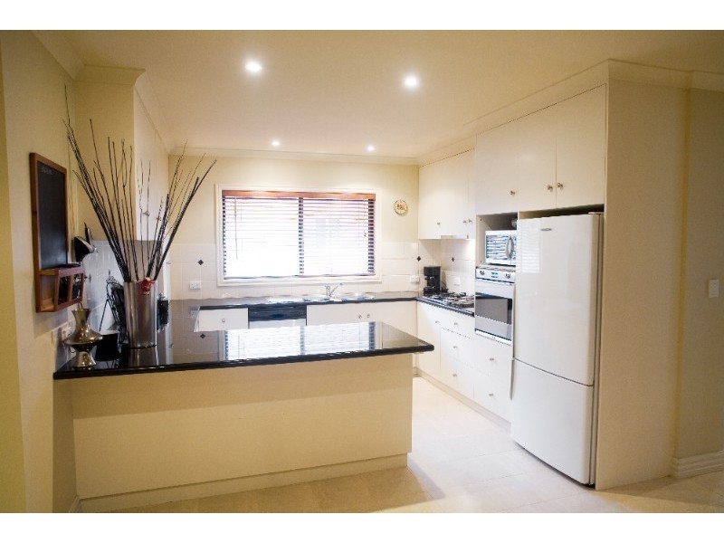 13 Sabri Drive, Shepparton VIC 3630