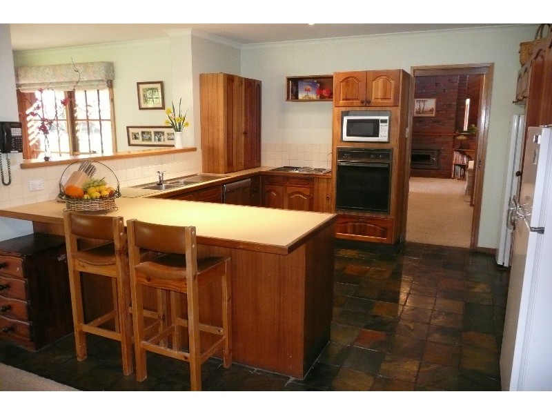 7 Park Avenue, Shepparton VIC 3630