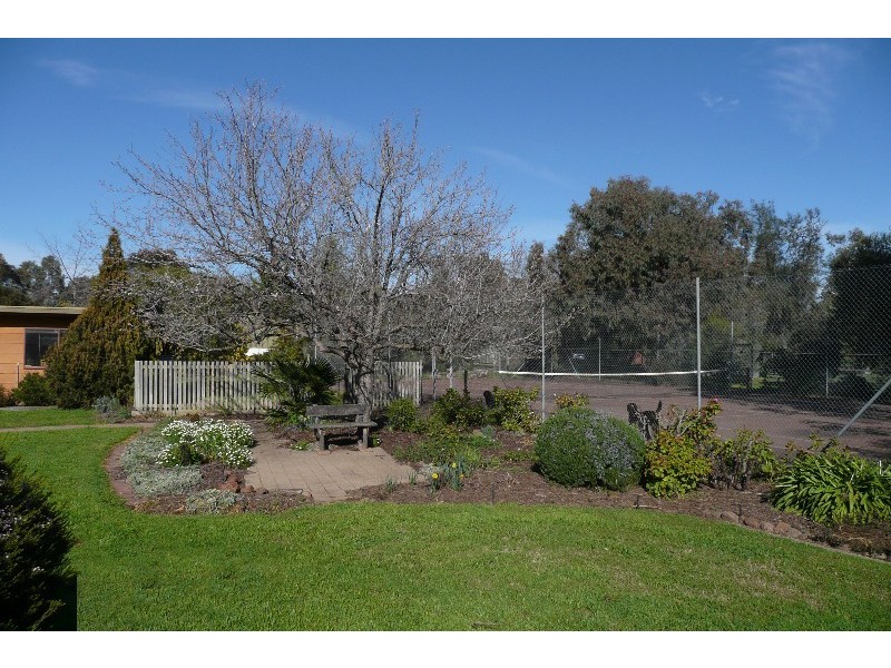 7 Park Avenue, Shepparton VIC 3630