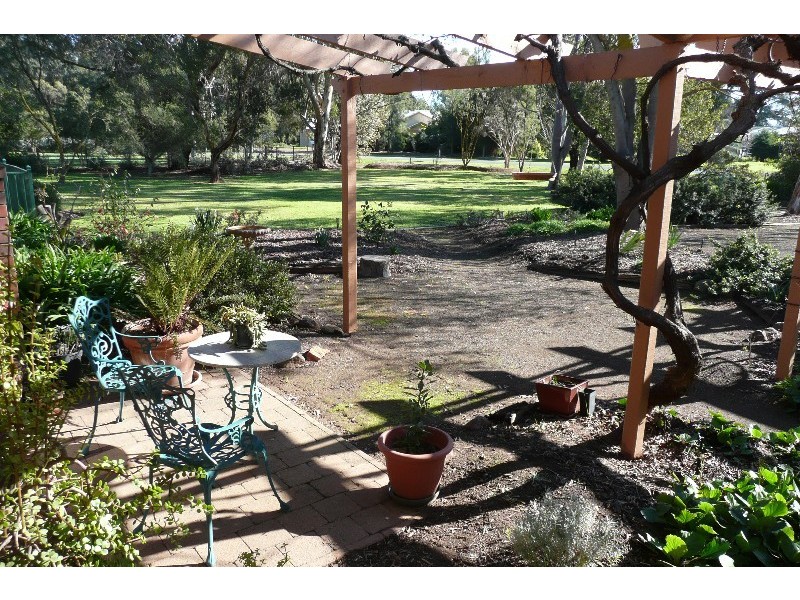 7 Park Avenue, Shepparton VIC 3630