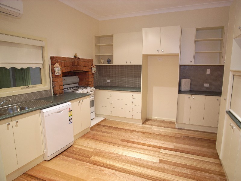 10 Claude Street, Shepparton VIC 3630