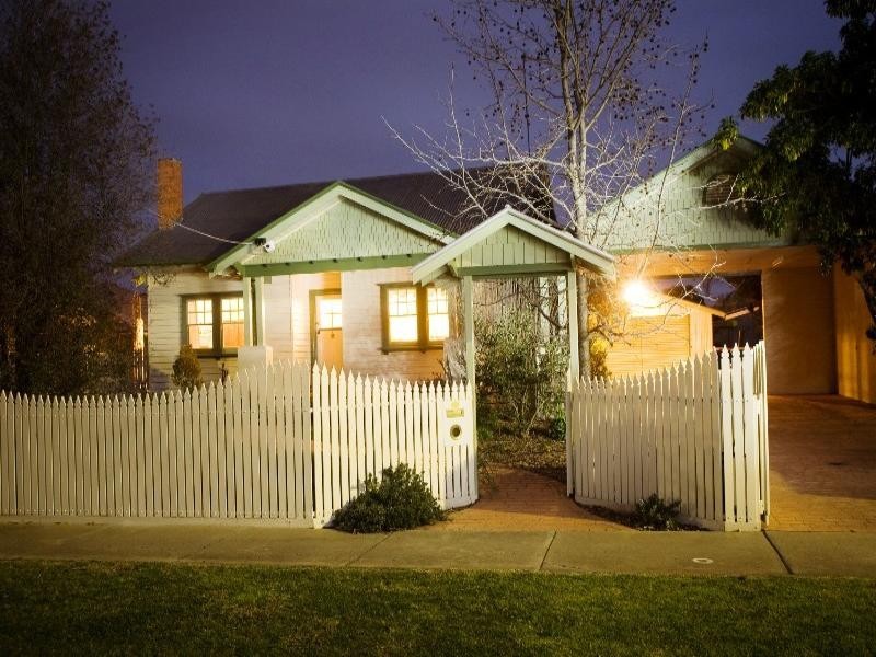 8 Lightfoot Street, Shepparton VIC 3630