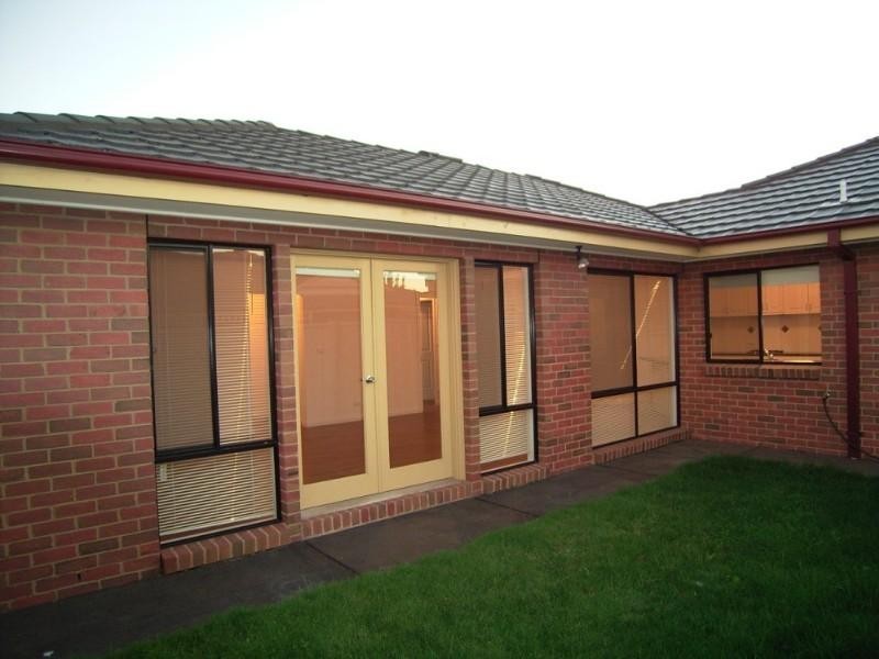 2/76 Clive Street, Shepparton VIC 3630