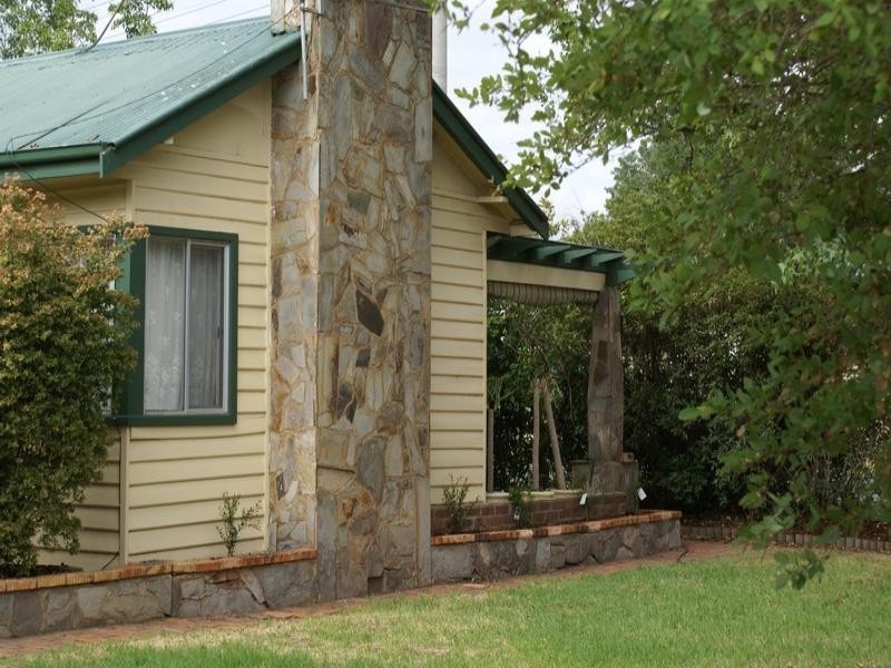 4 McFarlane Road, Mooroopna VIC 3629