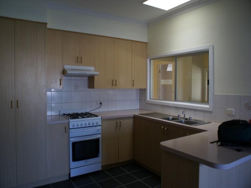 4 McFarlane Road, Mooroopna VIC 3629