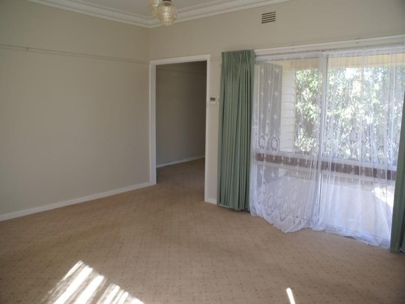 4 McFarlane Road, Mooroopna VIC 3629