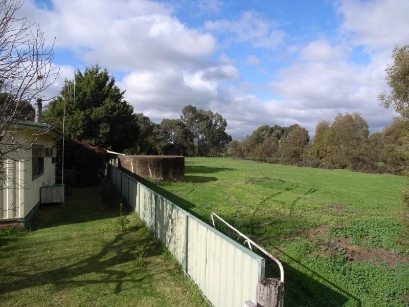 93 Ebbotts Road, Shepparton East VIC 3631