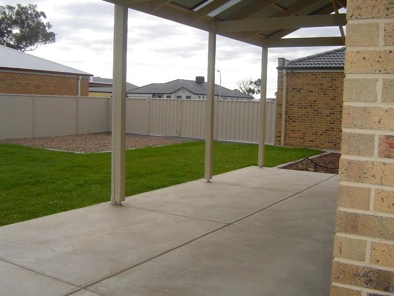 106 Waranga Drive, Kialla VIC 3631