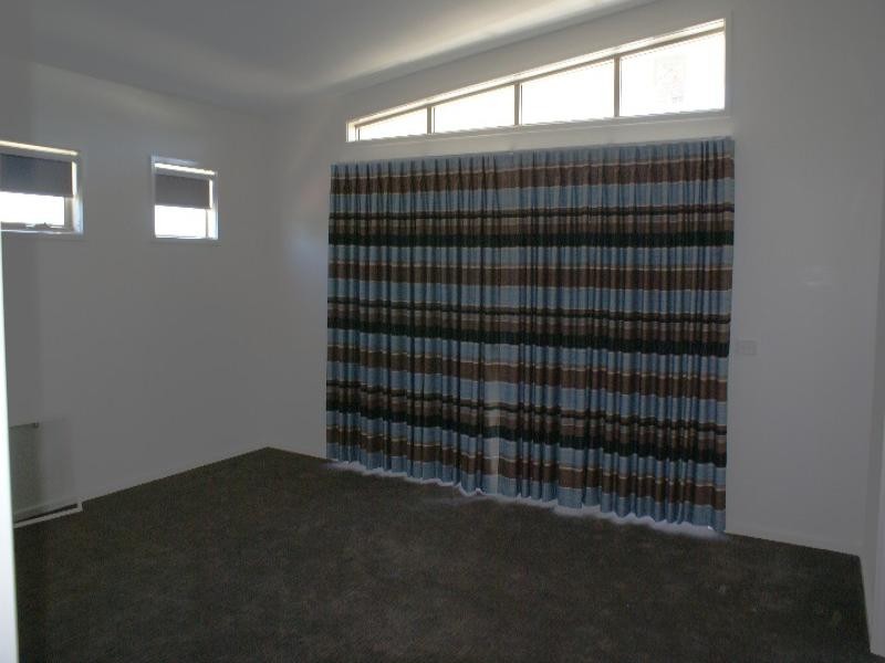 1/2 Somer Avenue, Shepparton VIC 3630