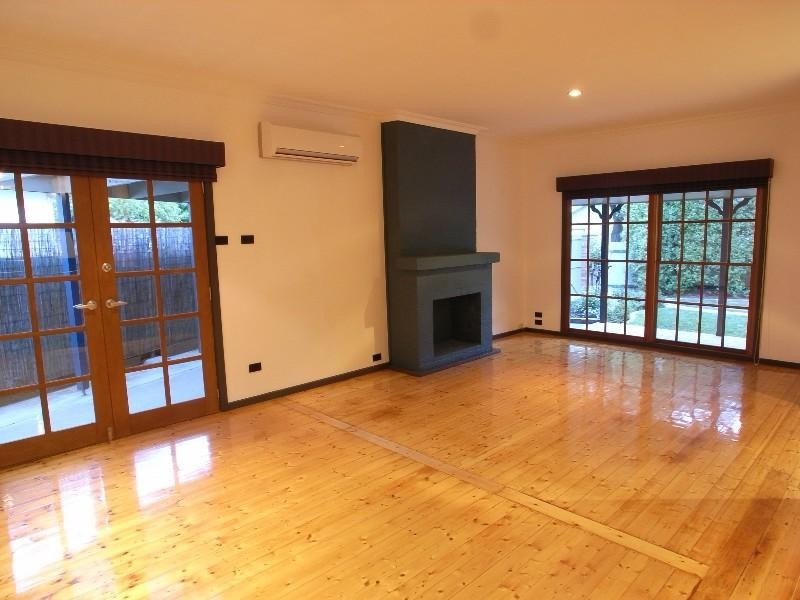 1 Dunkirk Avenue, Shepparton VIC 3630