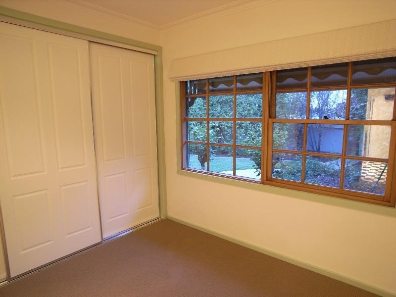 1 Dunkirk Avenue, Shepparton VIC 3630