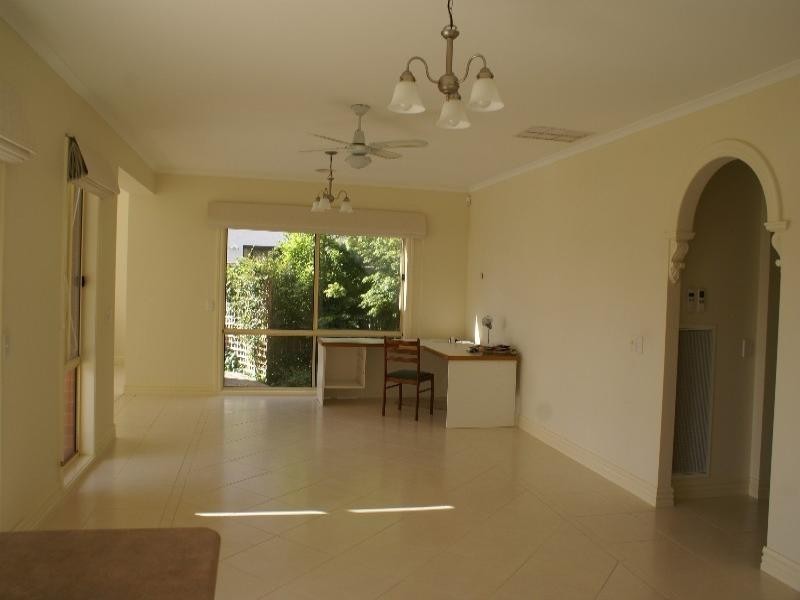 237 Waranga Drive, Kialla VIC 3631