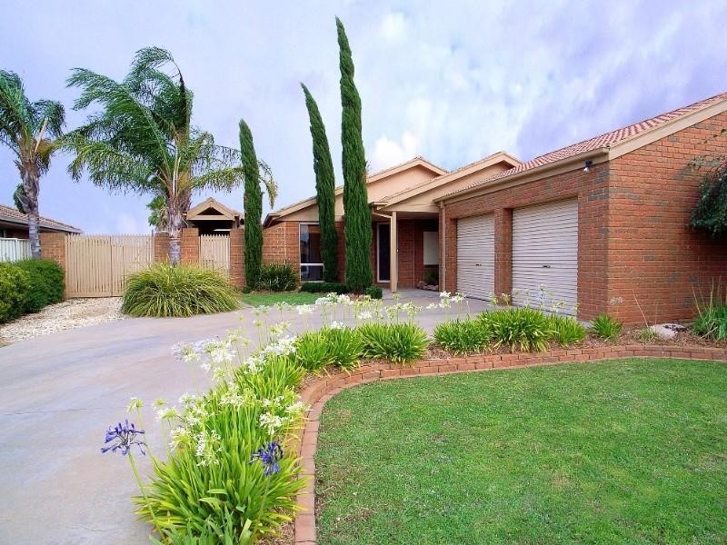 33 Brooks Avenue, Shepparton VIC 3630