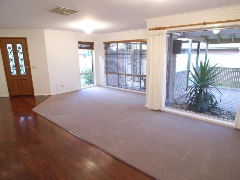 33 Brooks Avenue, Shepparton VIC 3630