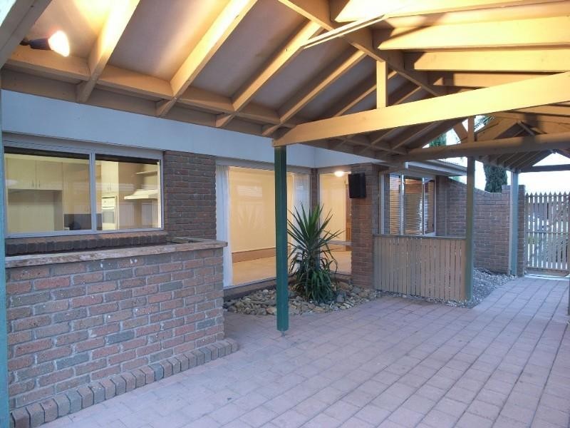 33 Brooks Avenue, Shepparton VIC 3630