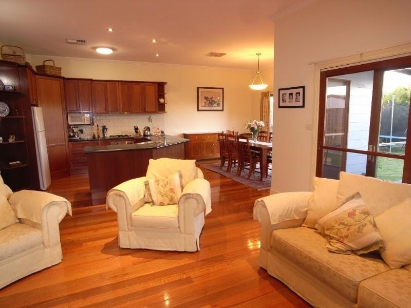 19 Glenlyon Avenue, Shepparton VIC 3630