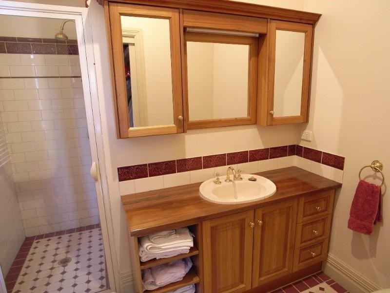 19 Glenlyon Avenue, Shepparton VIC 3630