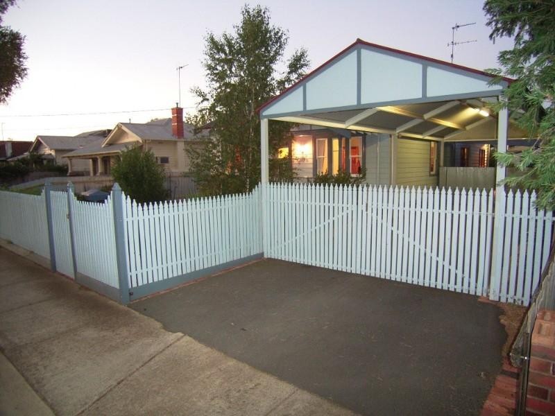 19 Glenlyon Avenue, Shepparton VIC 3630